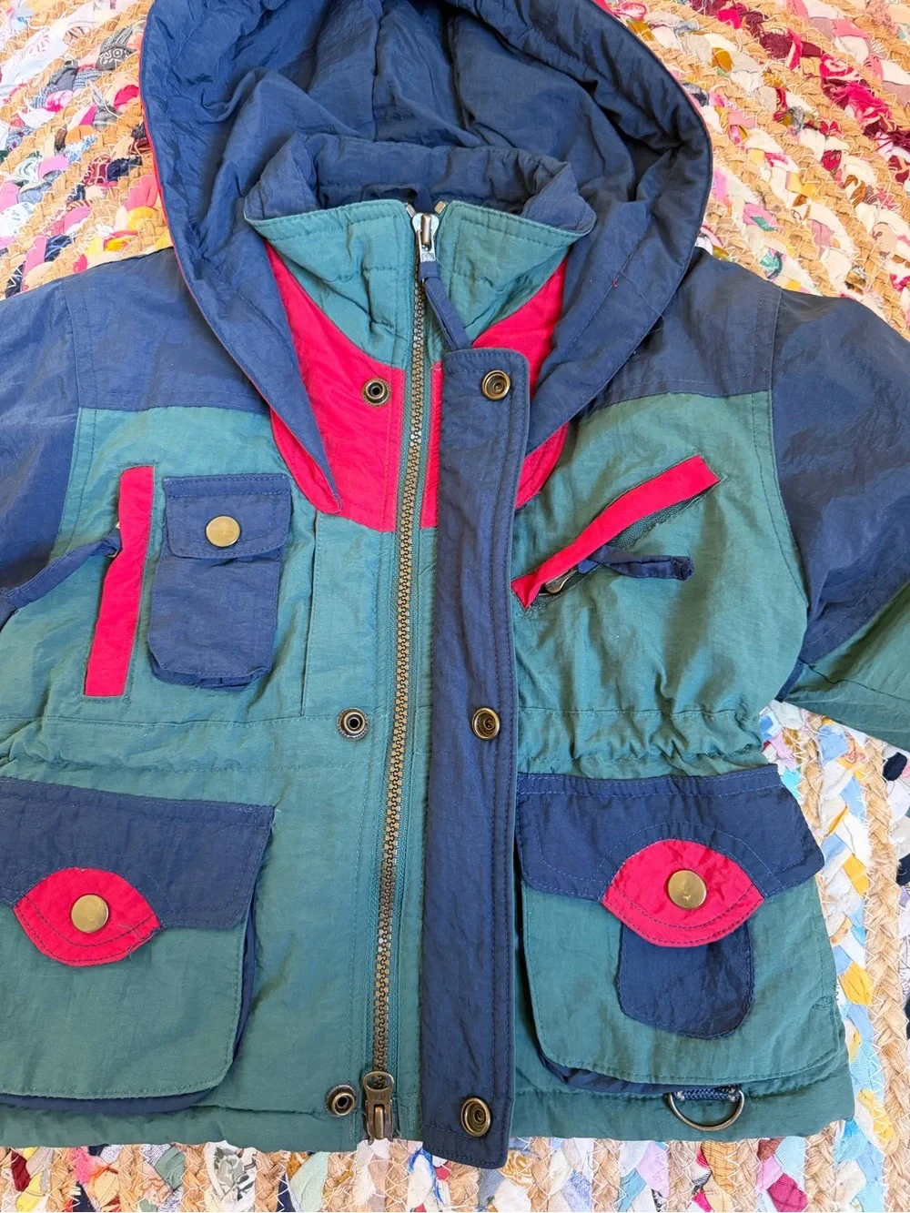Colorblock Hooded Puffer Jacket for Kids - Green/Navy with Red Accents